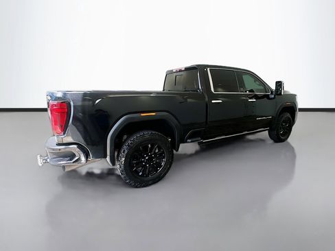 Used 2021 GMC Sierra 2500 Denali w/ Denali Black Diamond Edition AWD/4WD image 7