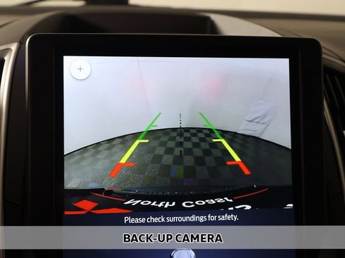 Used 2022 Ford Edge SE w/ Black Appearance Package image 4