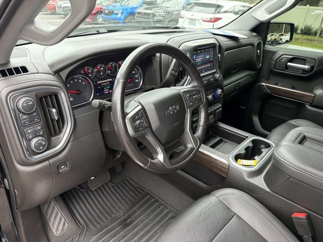 Used 2021 Chevrolet Silverado 1500 RST w/ Redline Edition AWD/4WD image 12