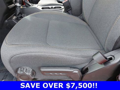 New 2025 Jeep Gladiator Sport image 28