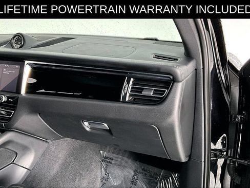 Used 2024 Porsche Macan S AWD/4WD image 20