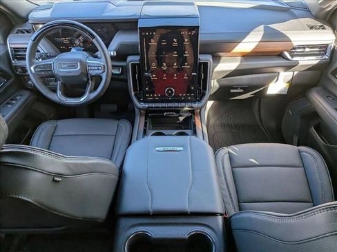 New 2026 GMC Yukon Denali w/ Denali Reserve Package image 15