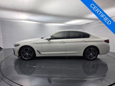 Certified 2023 BMW 530i w/ Premium Package RWD image 7