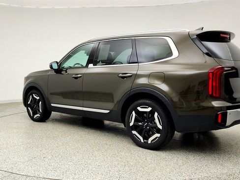 Used 2024 Kia Telluride S w/ S Sunroof Package AWD/4WD image 7