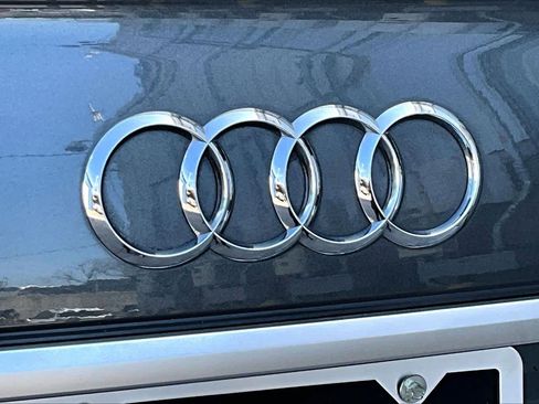 Used 2022 Audi Q5 e Premium Plus image 33