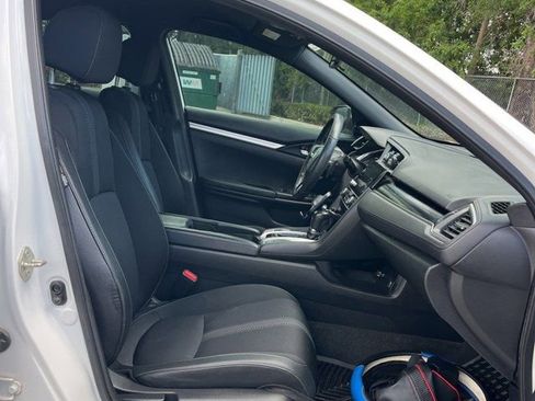 Used 2019 Honda Civic Sport image 10