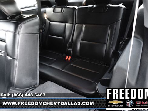 Used 2024 Ford Explorer XLT w/ Equipment Group 202A image 11