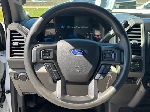 Used 2022 Ford F250 XL w/ Power Equipment Group AWD/4WD image 24