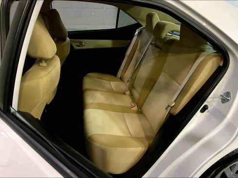 Used 2017 Toyota Corolla LE image 20