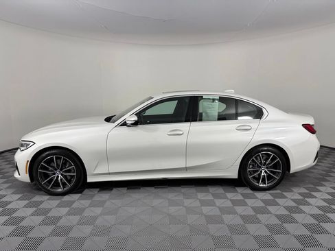 Used 2021 BMW 330i xDrive Sedan w/ Executive Package AWD/4WD image 6