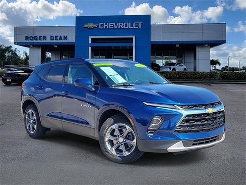 Certified 2023 Chevrolet Blazer LT w/ Convenience Package image 1