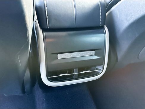 Used 2024 Lincoln Nautilus Reserve image 28