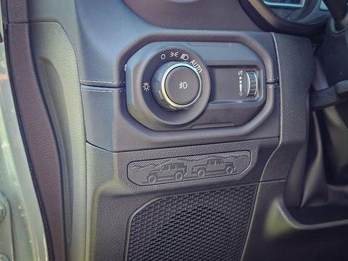 New 2026 Jeep Wrangler Unlimited Sahara AWD/4WD image 12