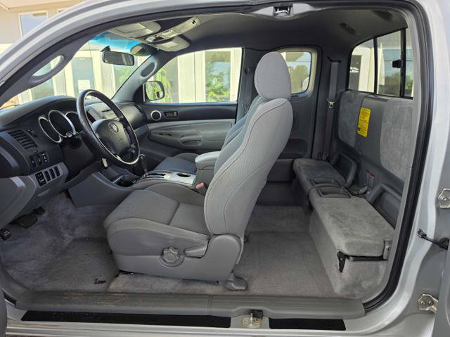 Used 2008 Toyota Tacoma PreRunner RWD image 12