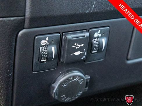 Used 2020 Toyota Sienna Limited FWD image 12