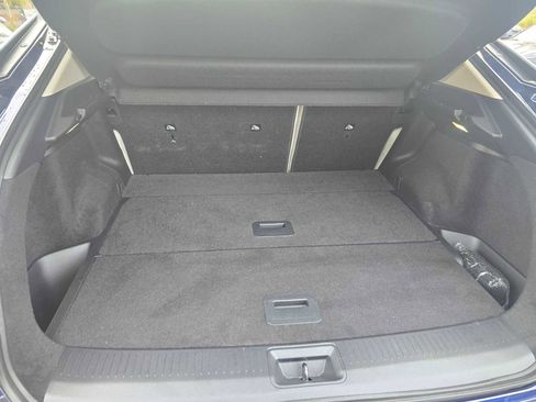 Used 2024 Nissan Ariya FWD image 18