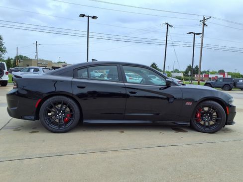 Certified 2023 Dodge Charger Scat Pack w/ Dynamics Package RWD image 36