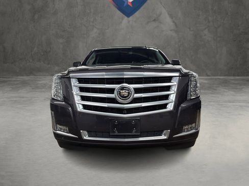 Used 2015 Cadillac Escalade Premium image 13