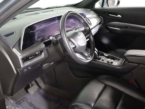 Used 2024 Cadillac XT4 Premium Luxury image 21