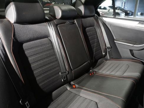 Used 2012 Volkswagen Jetta GLI FWD image 18