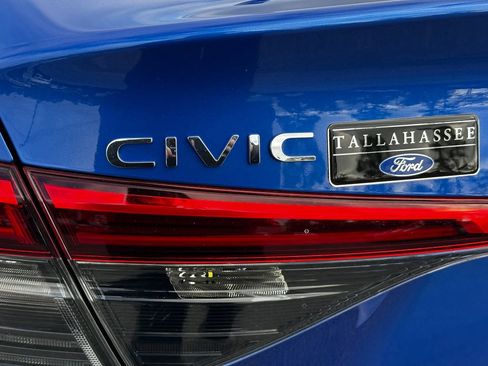 Used 2024 Honda Civic Touring image 15