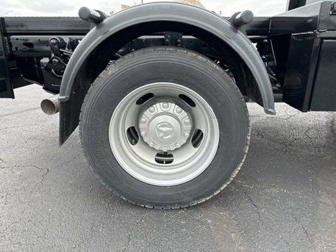 New 2024 RAM 5500 Tradesman w/ Chrome Appearance Group image 27