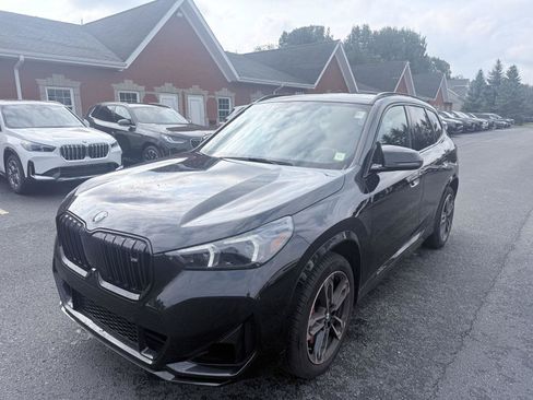 Used 2025 BMW X1 M35i w/ Premium Package AWD/4WD image 3