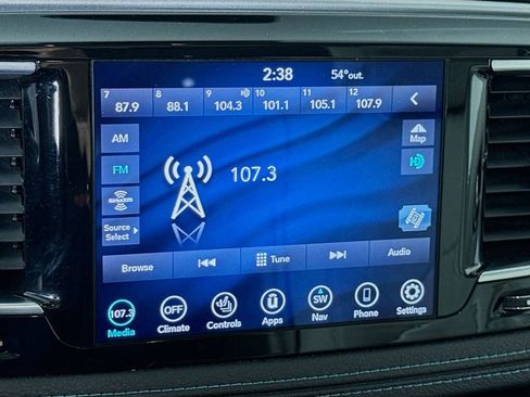 Used 2018 Chrysler Pacifica Limited w/ Advanced Safetytec Group image 8