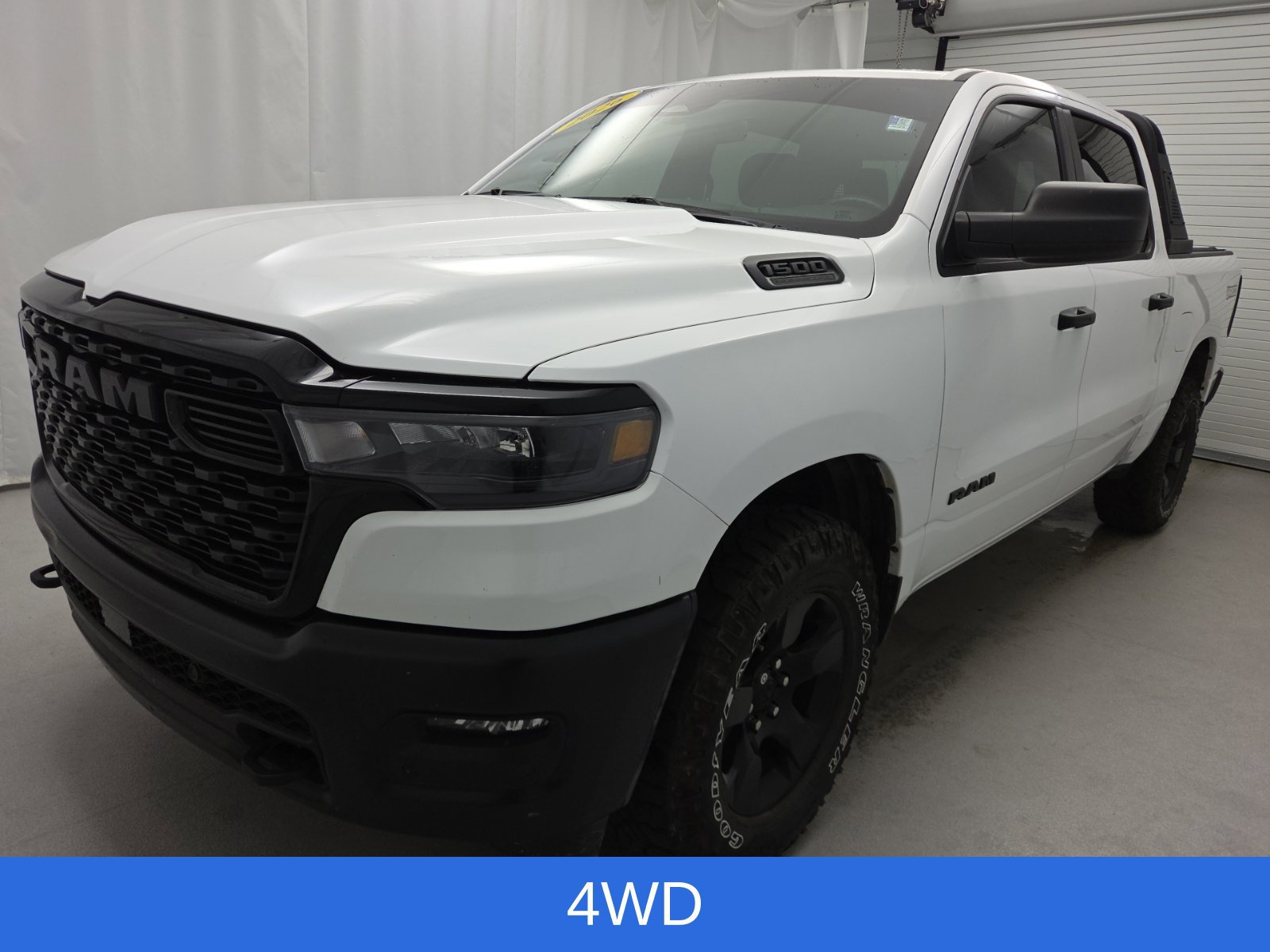 Used 2026 RAM 1500 Warlock AWD/4WD image 3