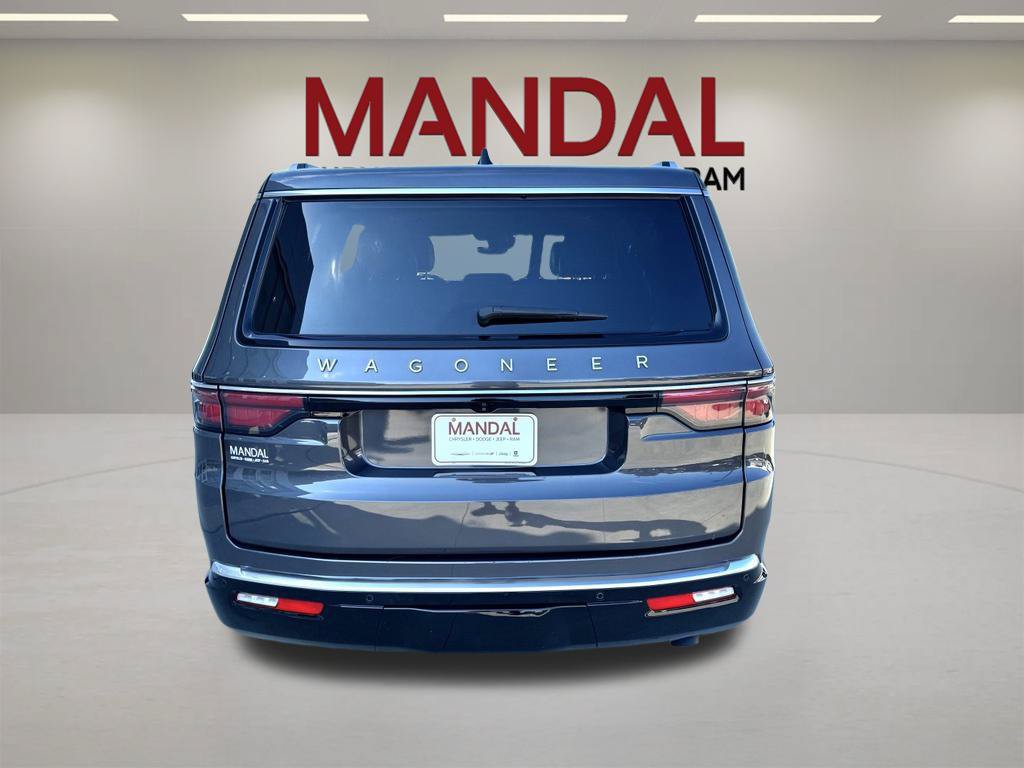 Used 2025 Jeep Wagoneer Series II AWD/4WD image 6
