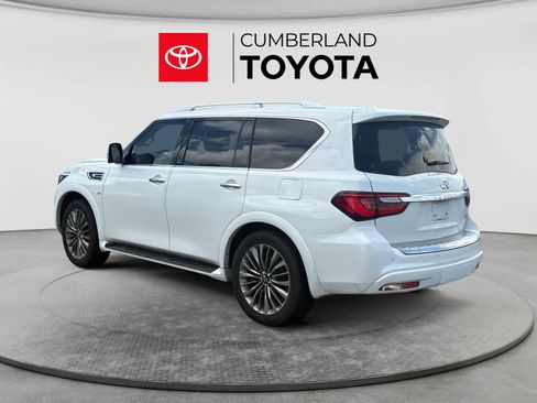 Used 2018 INFINITI QX80 4WD w/ Driver Assistance Package image 3