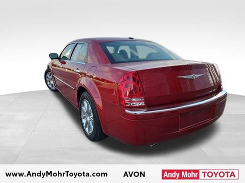 Used 2009 Chrysler 300 C w/ Luxury Group II image 4