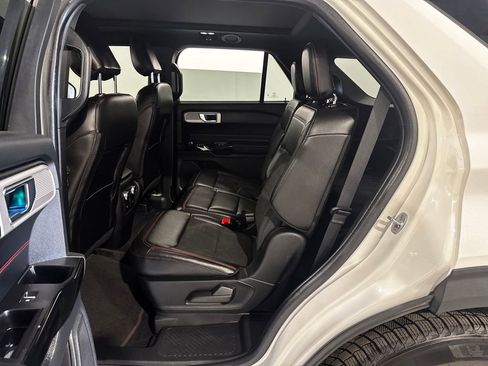 Used 2022 Ford Explorer ST-Line w/ Class IV Trailer Tow Package AWD/4WD image 20