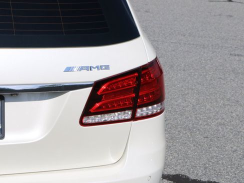 Used 2014 Mercedes-Benz E 63 AMG S-Model image 7