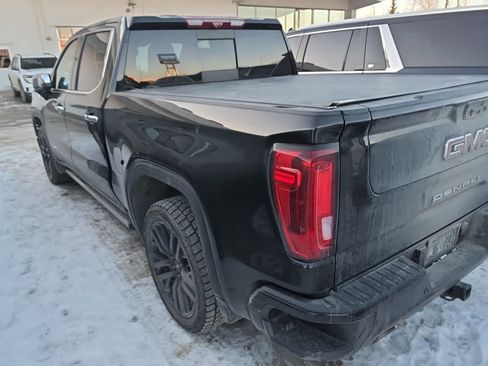 Used 2022 GMC Sierra 1500 Denali w/ Denali Reserve Package image 4