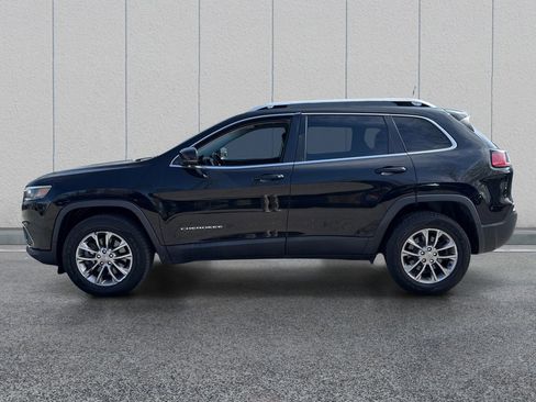 Used 2019 Jeep Cherokee Latitude Plus AWD/4WD image 4