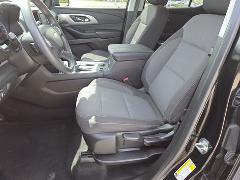 Used 2018 Chevrolet Traverse LS FWD image 21