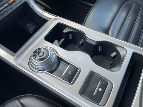 Used 2024 Ford Edge SEL image 12