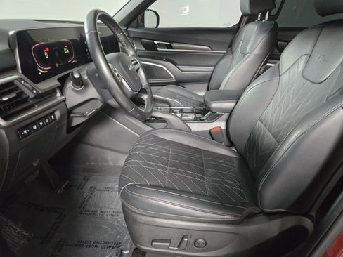 Used 2023 Kia Telluride EX X-Line image 11