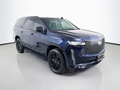 Used 2021 Cadillac Escalade Premium Luxury image 7