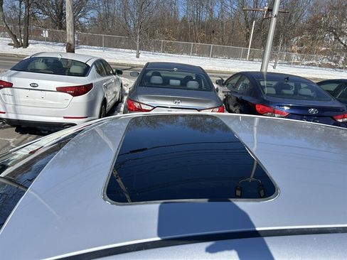 Used 2013 Kia Rio SX w/ Premium Pkg image 7