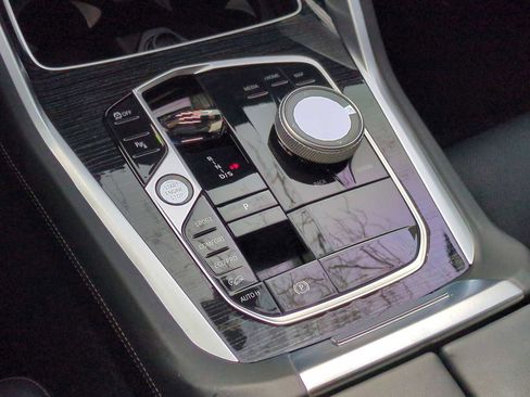 Certified 2024 BMW X6 M60i w/ Executive Package image 34