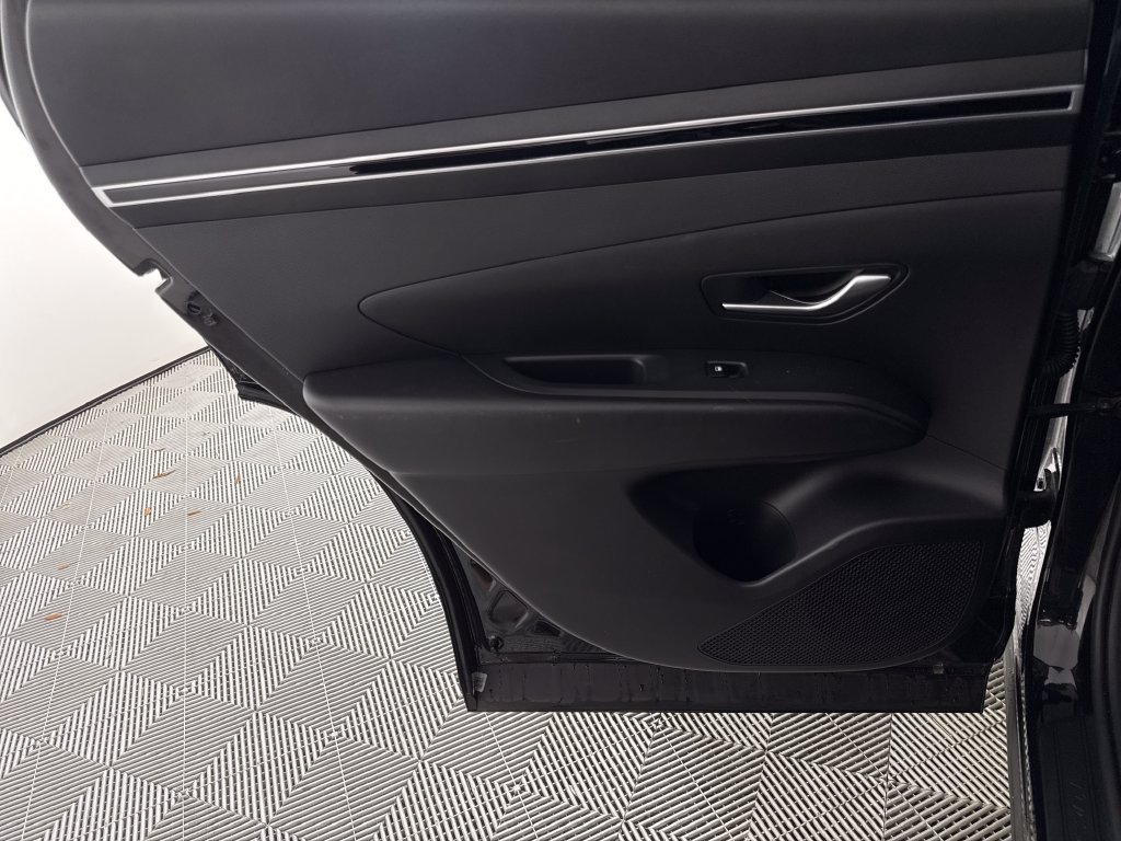 Certified 2023 Hyundai Tucson SEL AWD/4WD image 14
