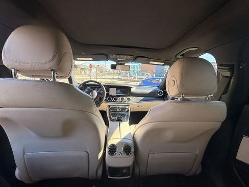 Used 2017 Mercedes-Benz E 300 E 300 4MATIC Sedan 4D w/ Premium 1 Package image 32