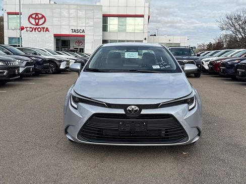 New 2026 Toyota Corolla LE image 2