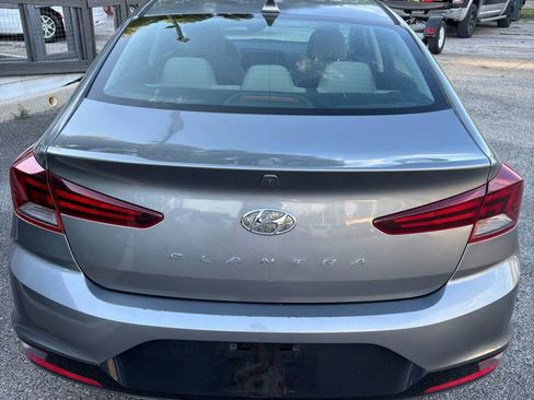 Used 2019 Hyundai Elantra SEL image 4
