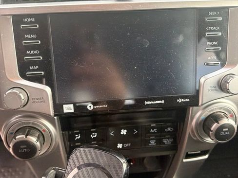 Used 2020 Toyota 4Runner Limited AWD/4WD image 8
