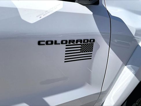 Used 2024 Chevrolet Colorado ZR2 w/ ZR2 Bison Edition AWD/4WD image 9