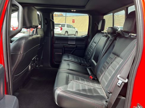 Used 2019 Ford F150 Lariat w/ Equipment Group 502A Luxury image 22