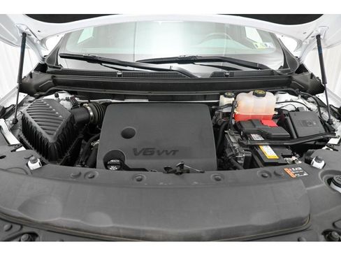 Used 2024 Buick Enclave Essence w/ Experience Buick Package image 56